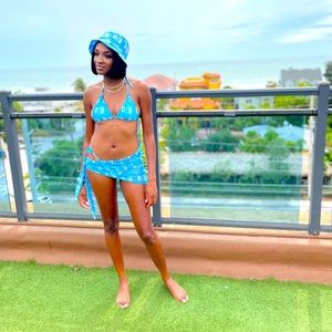 Dolli Bijoux bathing suits for men and women